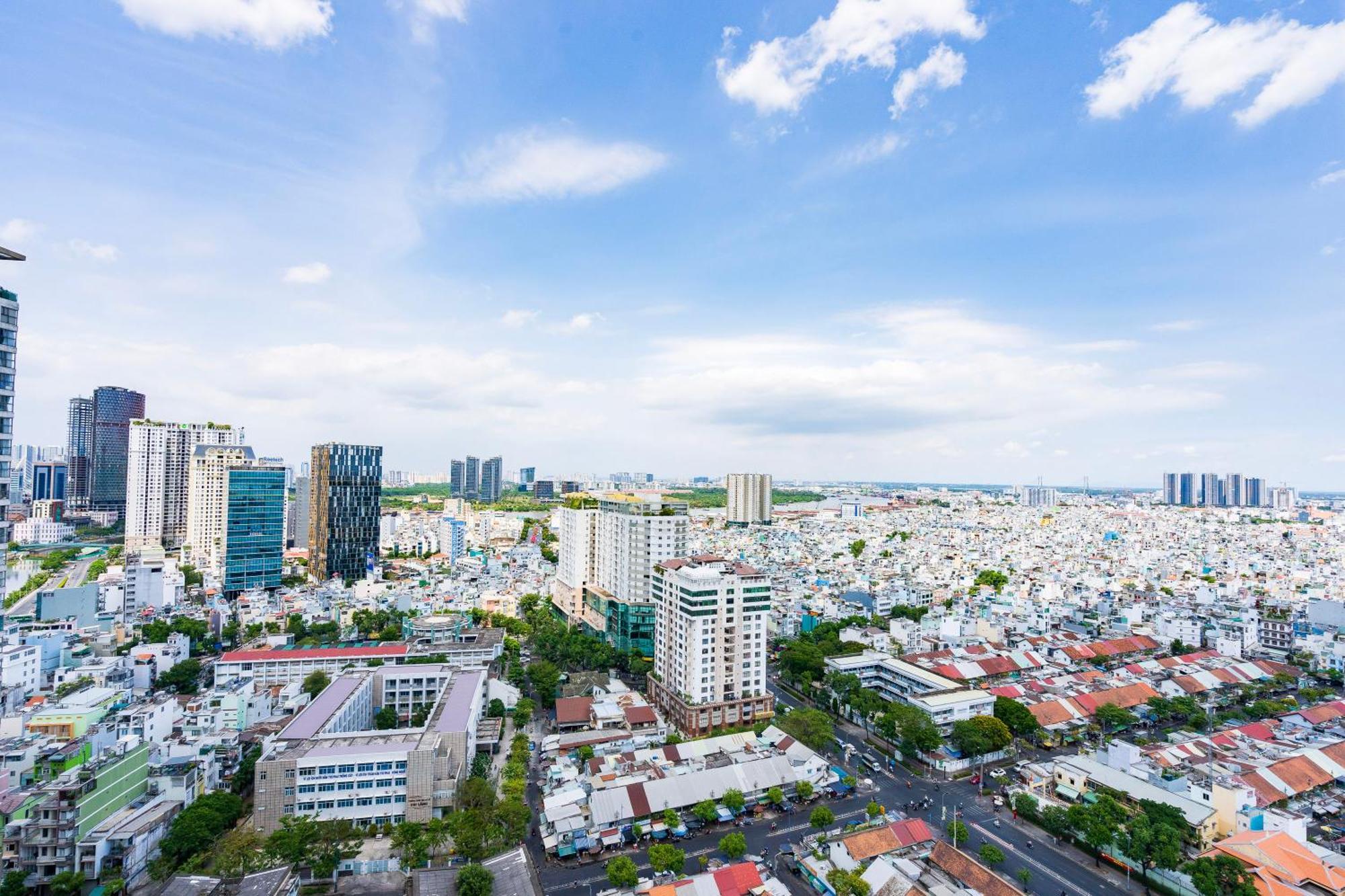 Henry Home - Rivergate Ho Chi Minh City Exterior photo